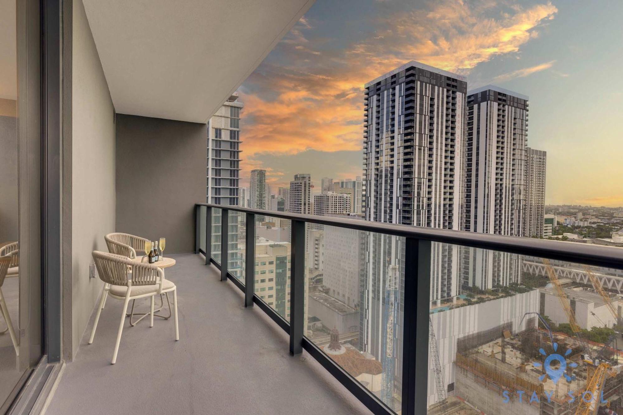 Modern Stylish 2br-2bth Apartamento *